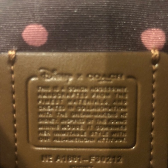 Like New Coach Minnie Mouse Ears Clutch!! - Picture 5 of 8